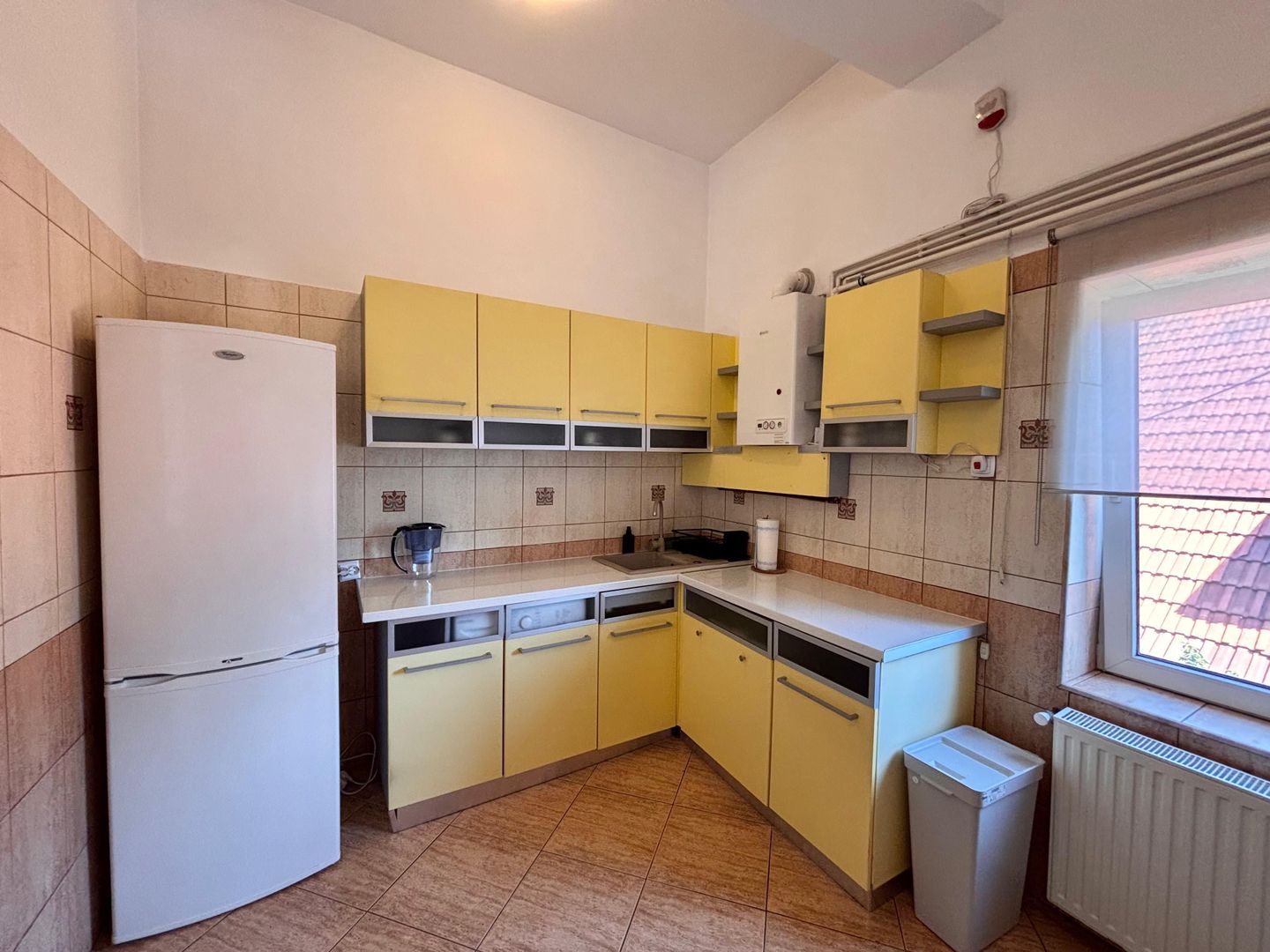 Apartament cu 3 camere de închiriat | Primaverii - 10