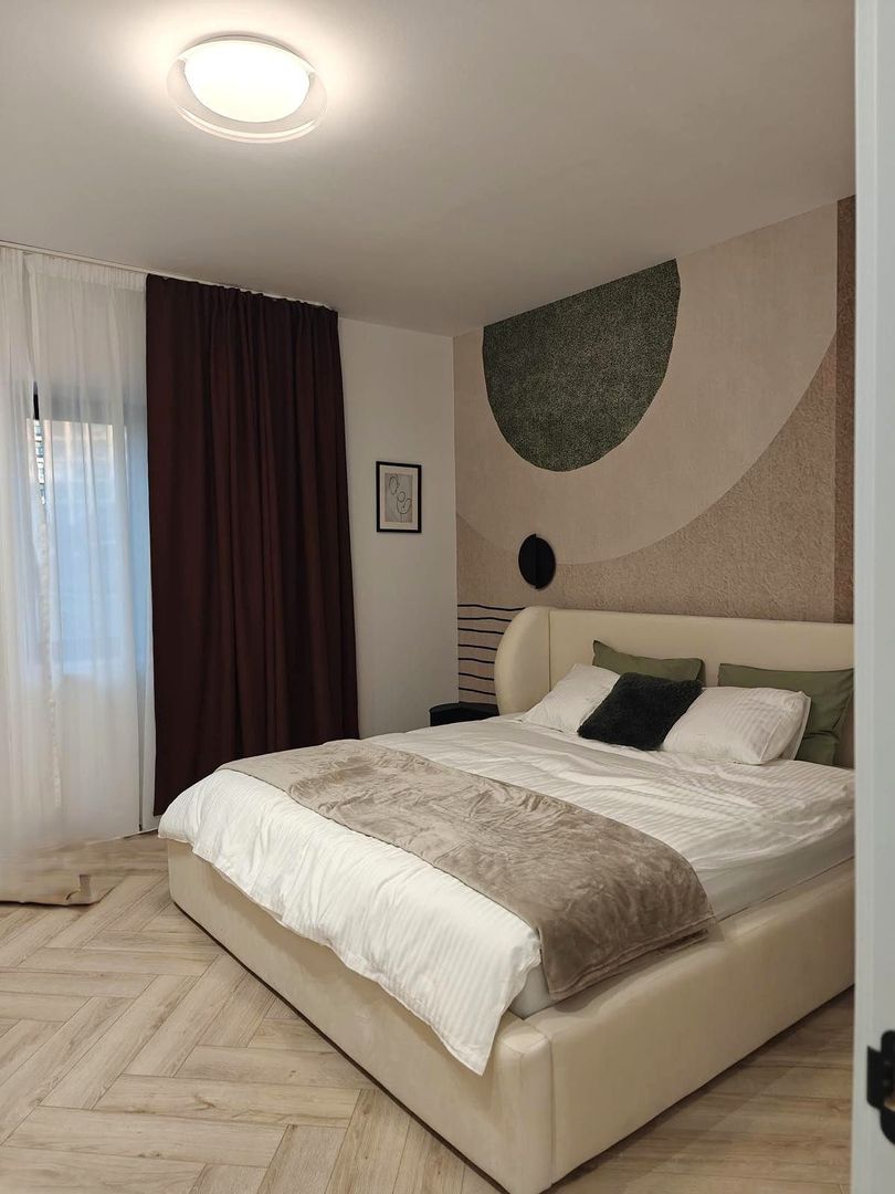 Apartament 3 camere | Piata Charles De Gaulle |