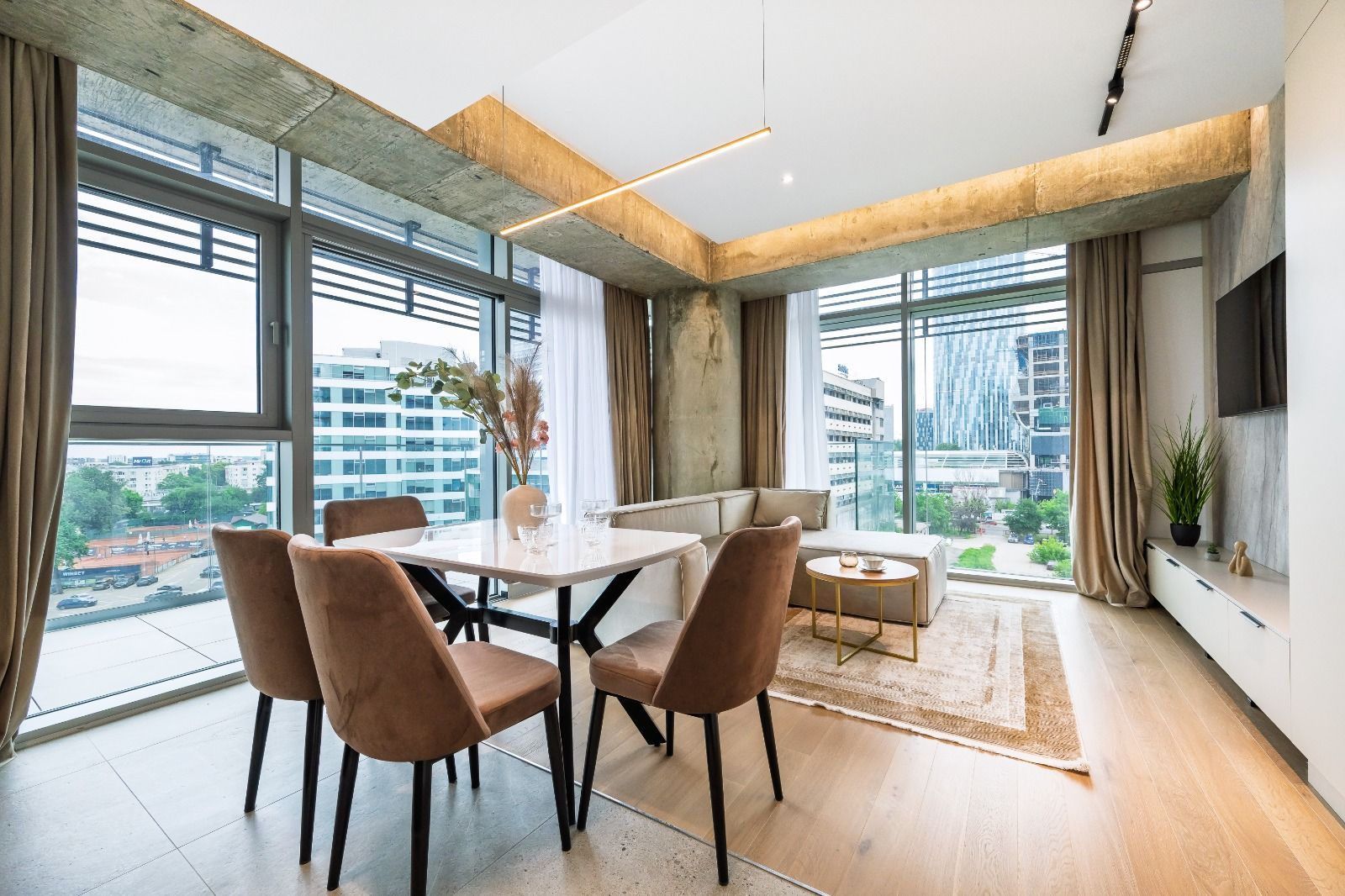 3-Room Apartment for Rent // Up-site // Parking Included // Spa - 2/4