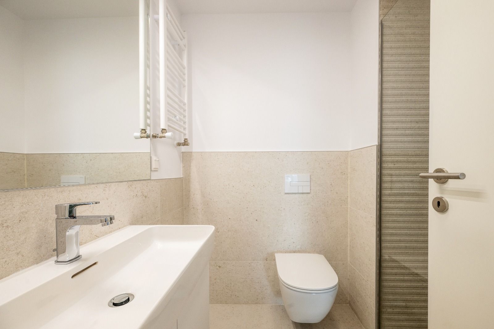 3-Room Apartment for Rent // Up-site // Parking Included // Spa - 13