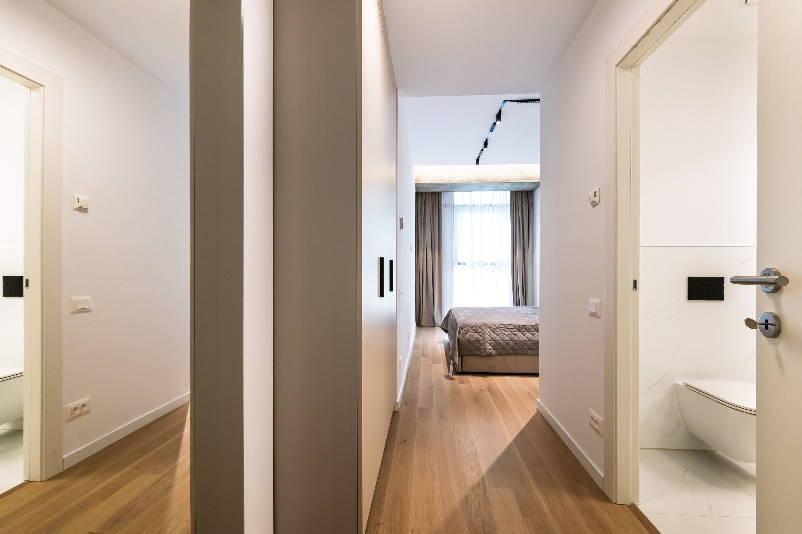 3-Room Apartment for Rent // Up-site // Parking Included // Spa - 15