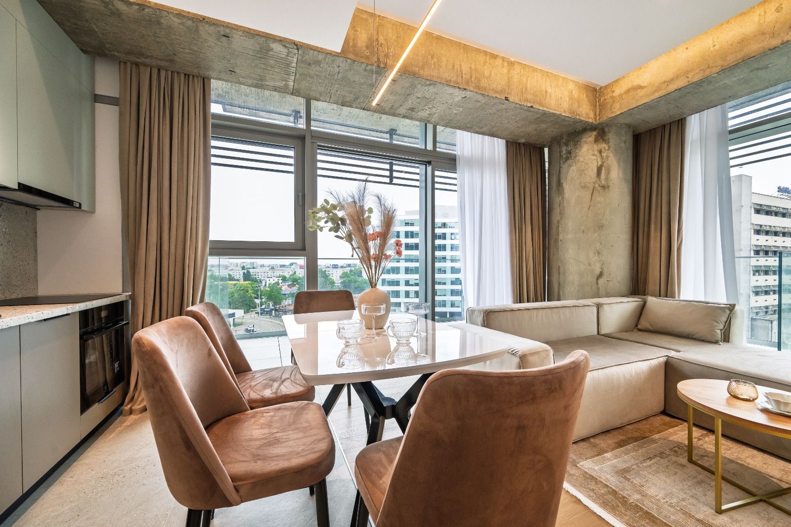 3-Room Apartment for Rent // Up-site // Parking Included // Spa