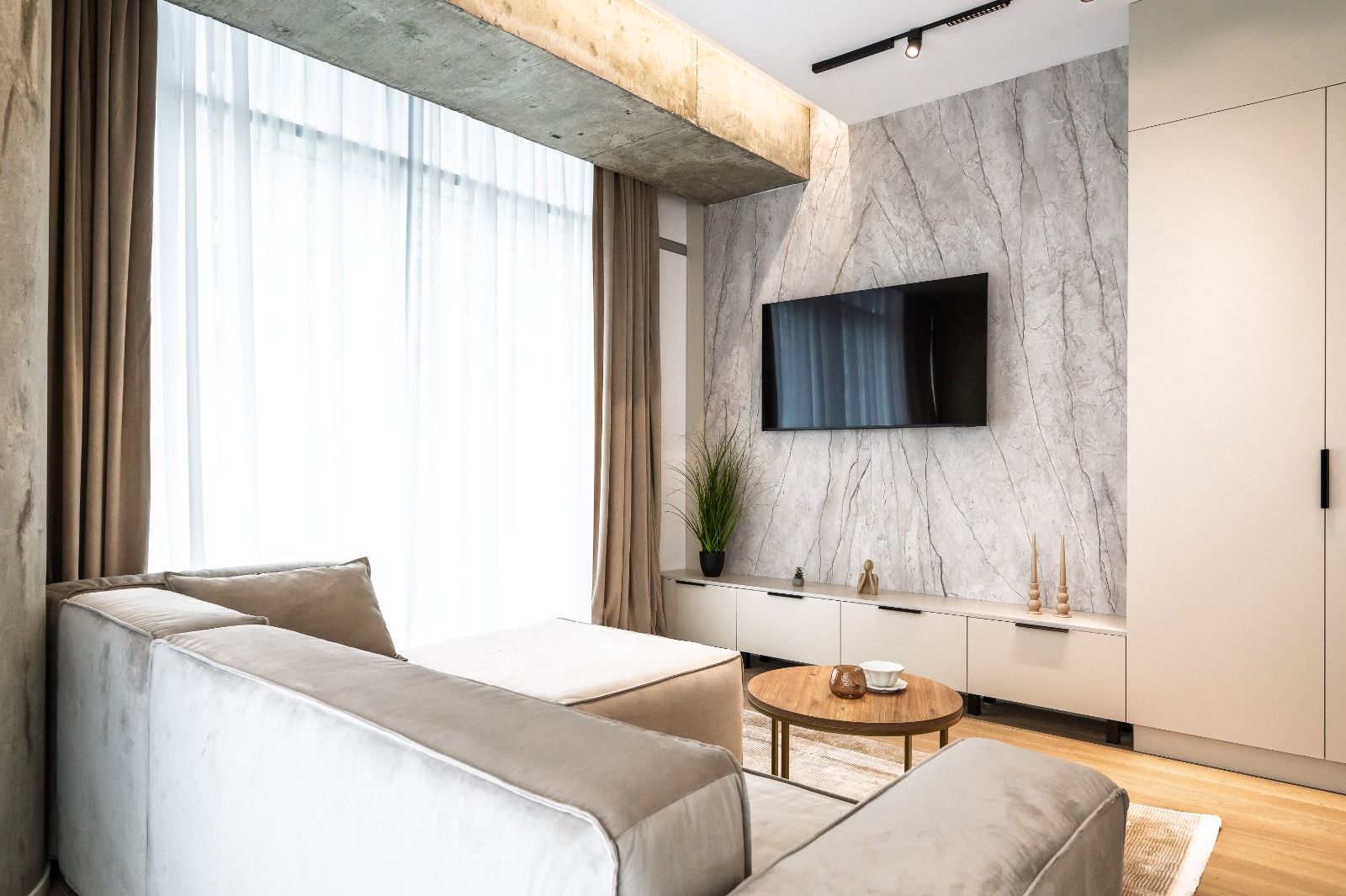 3-Room Apartment for Rent // Up-site // Parking Included // Spa - imagine 5
