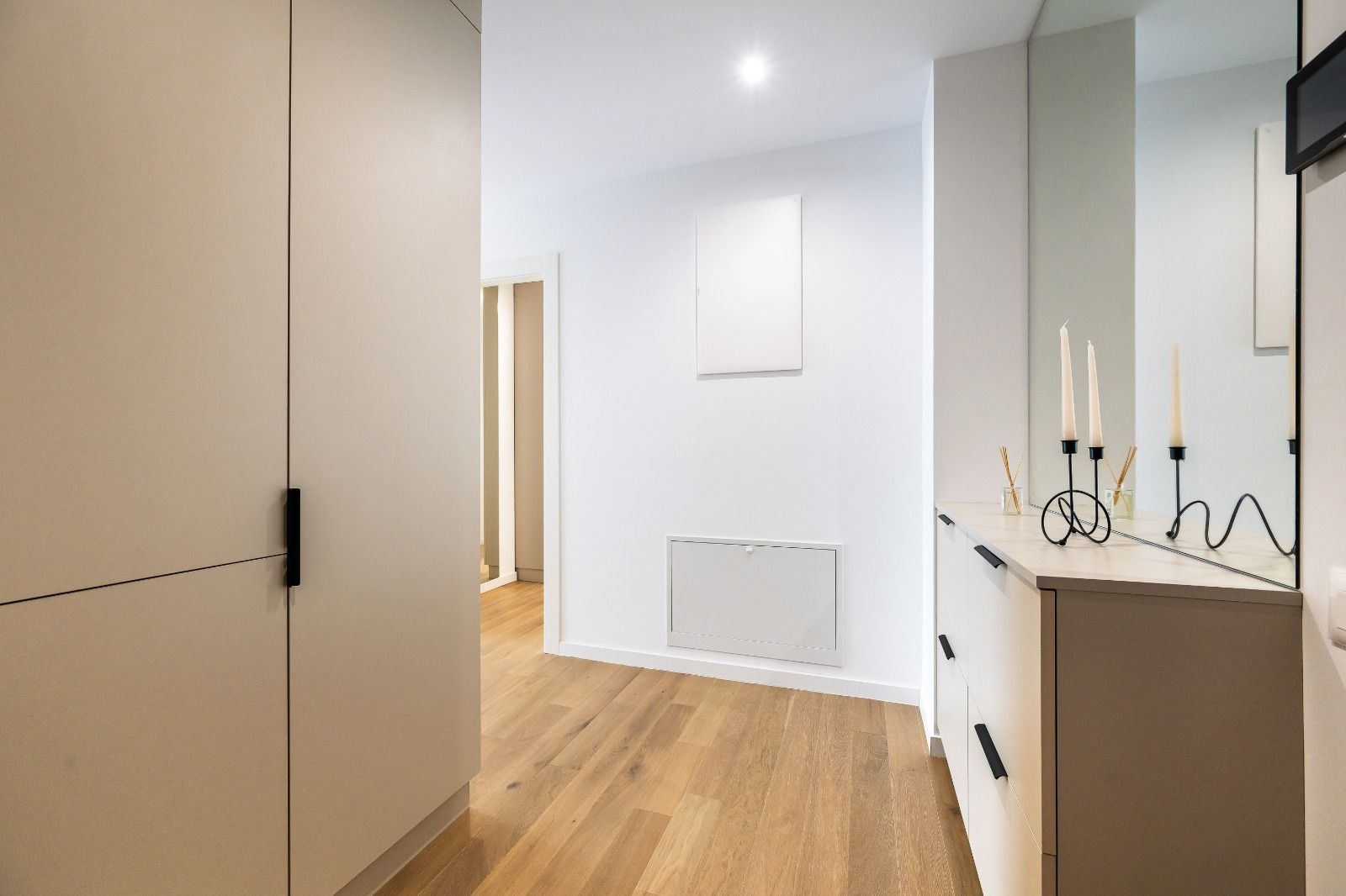 3-Room Apartment for Rent // Up-site // Parking Included // Spa - 8
