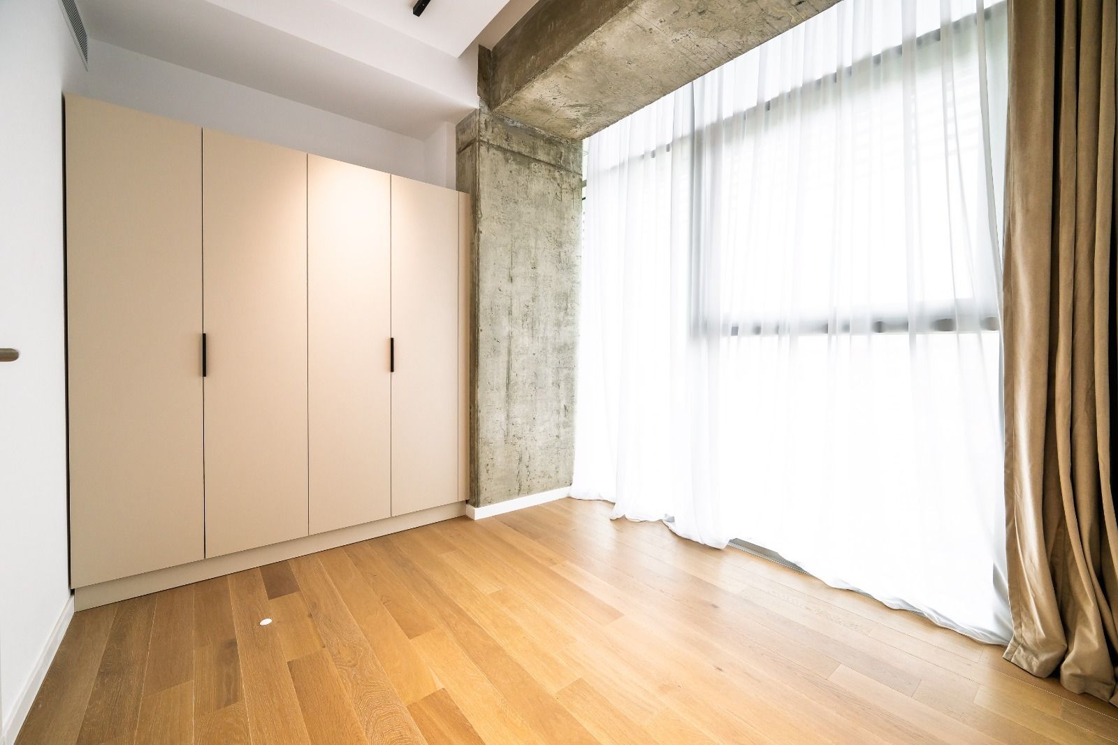 3-Room Apartment for Rent // Up-site // Parking Included // Spa - 9