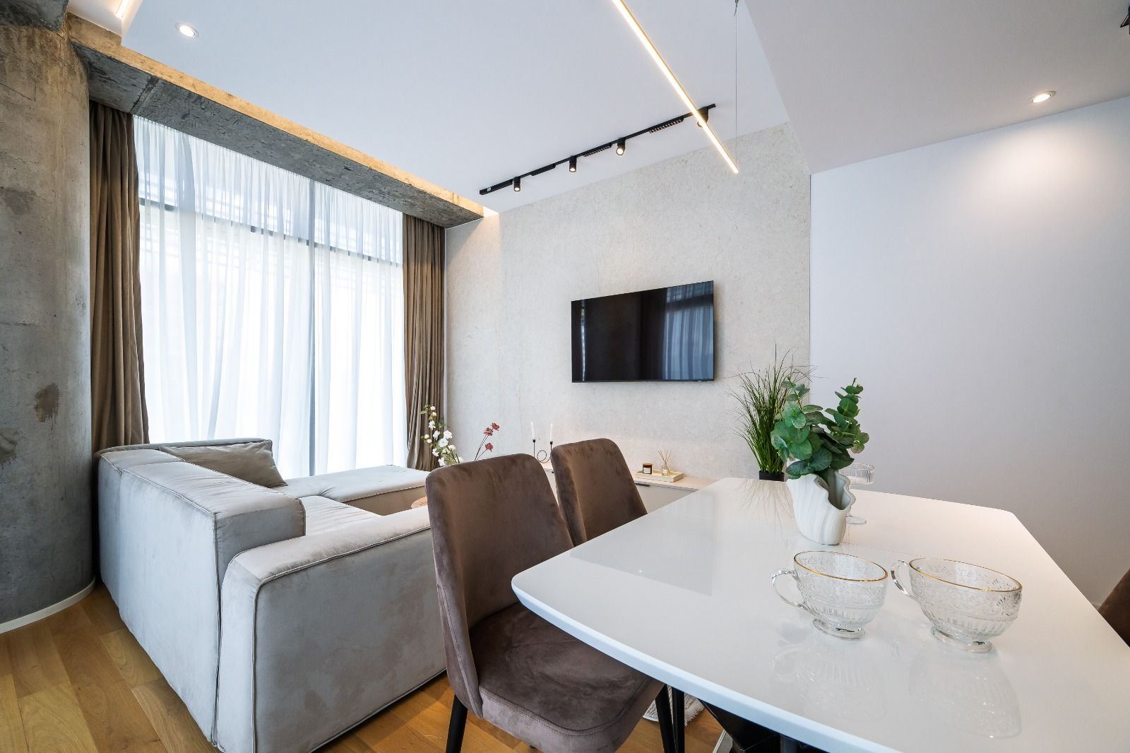 3-Room Apartment for Rent // Up-site // Parking Included // Spa - imagine 5