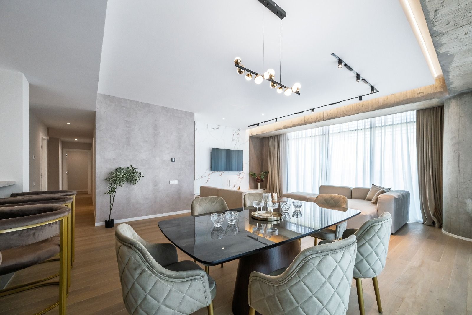4-Room Apartment for Rent // Up-site // Parking Included // Spa - 10