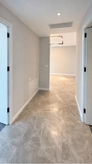 Apartament - 3 camere, 214 mp | Prima închiriere - 6/13