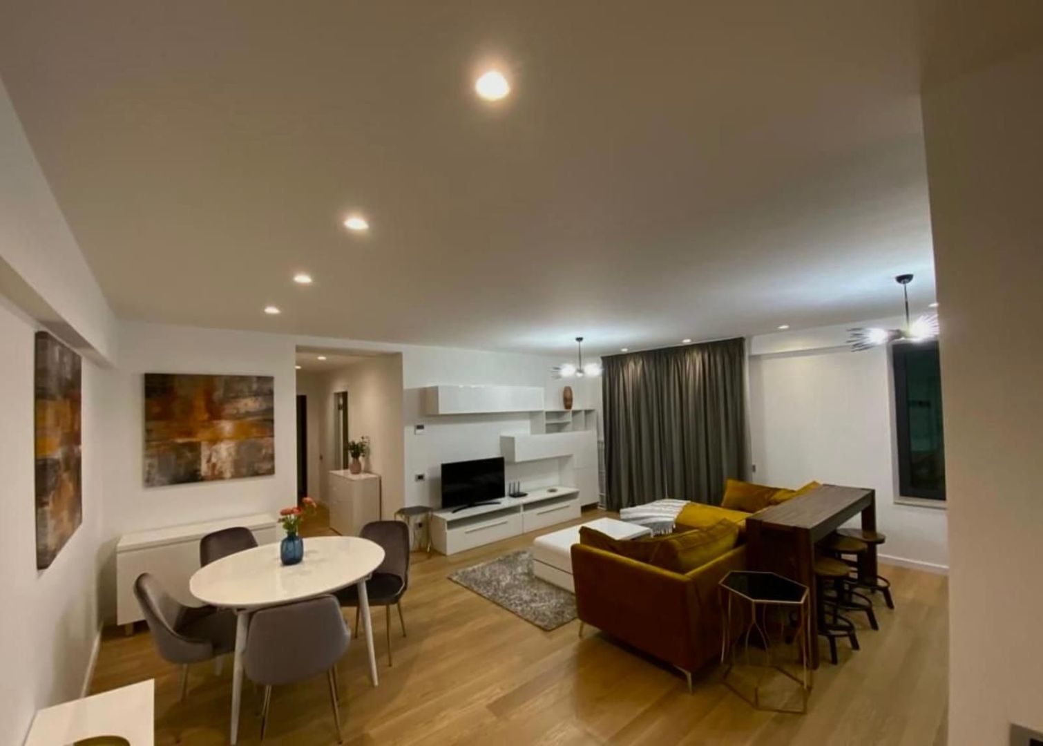 Apartament superb 3 camere in zona Aviatiei 2 locuri de parcare!