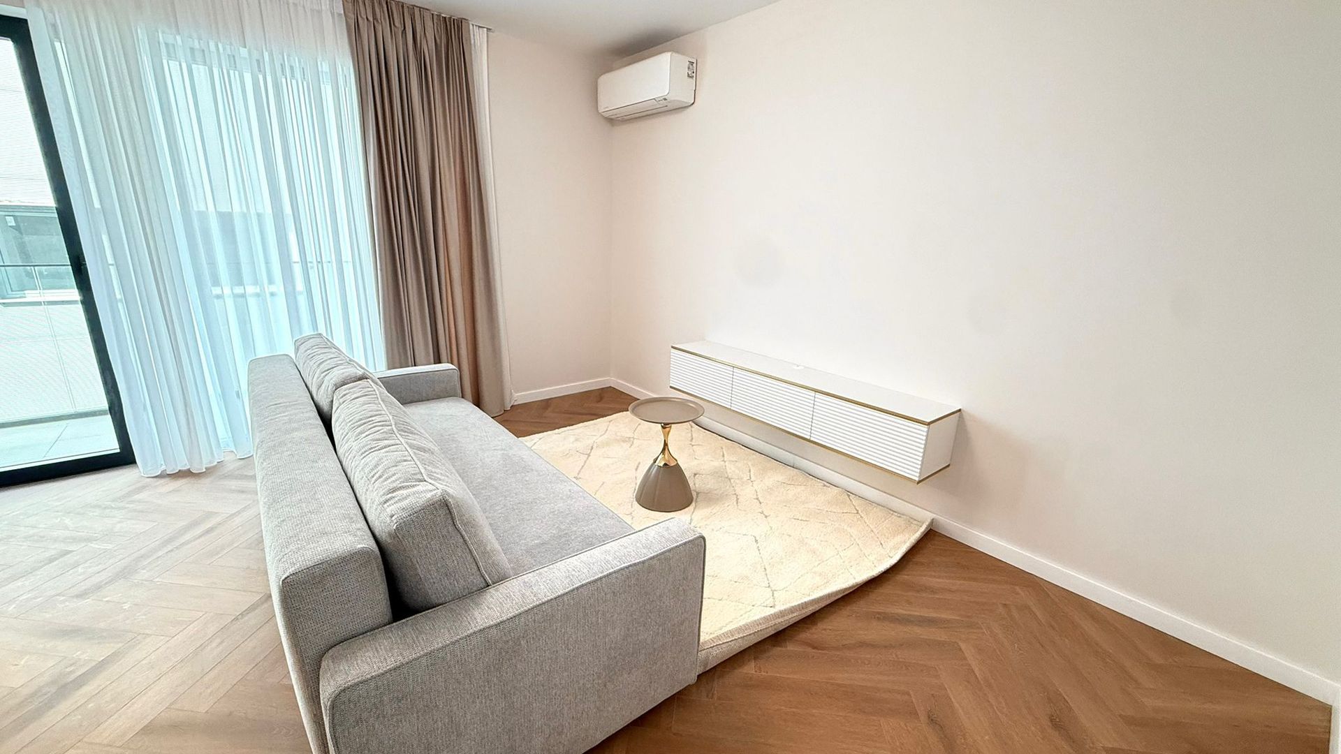 Apartament modern | Băneasa | Prima închiriere