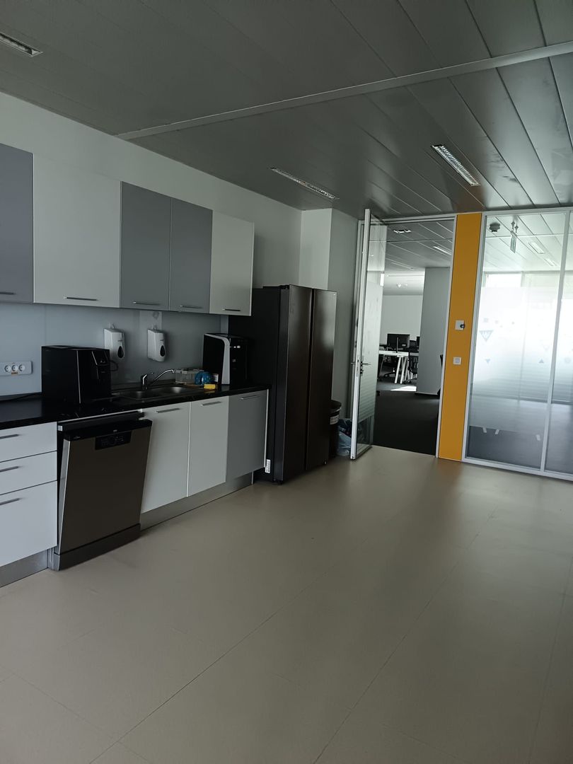 Spațiu birouri de închiriat | Hermes Business Campus | Pipera | Metrou