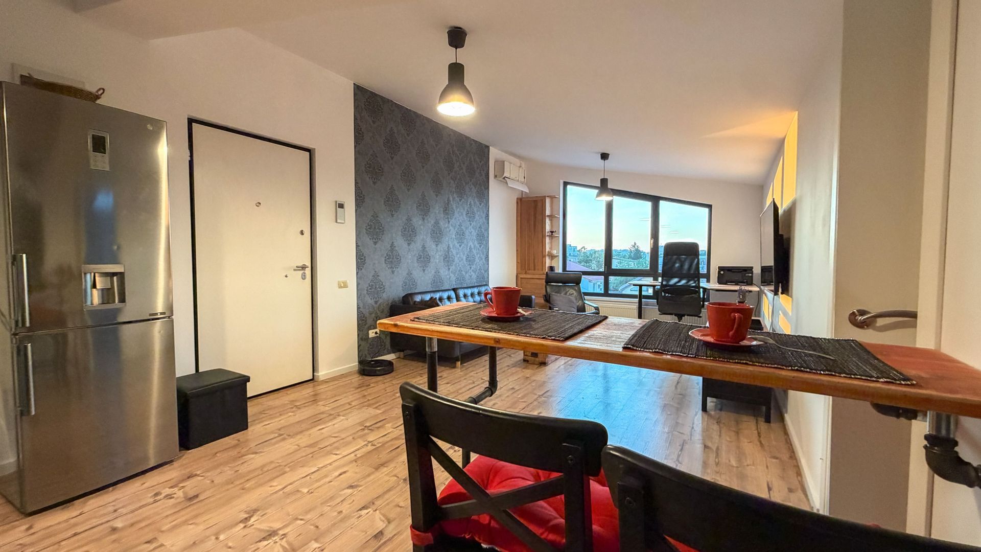 Brancoveanu | 2 Camere | Loc de Parcare - 2