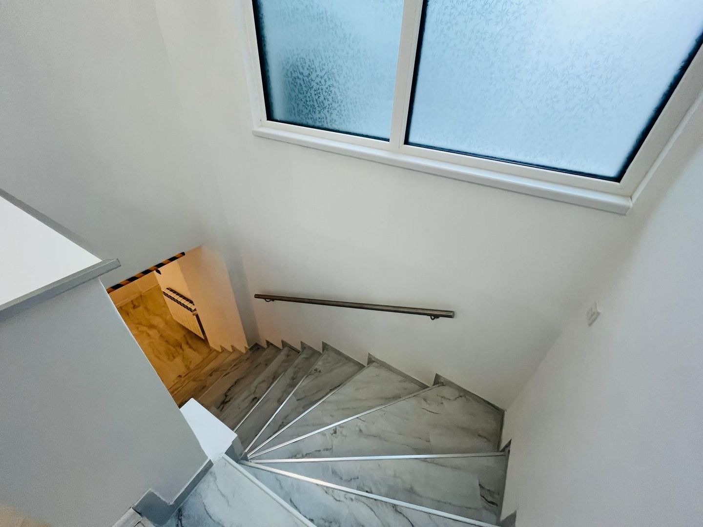 Duplex 5 camere ( Parter +Demisol) in Piata Romana - 9