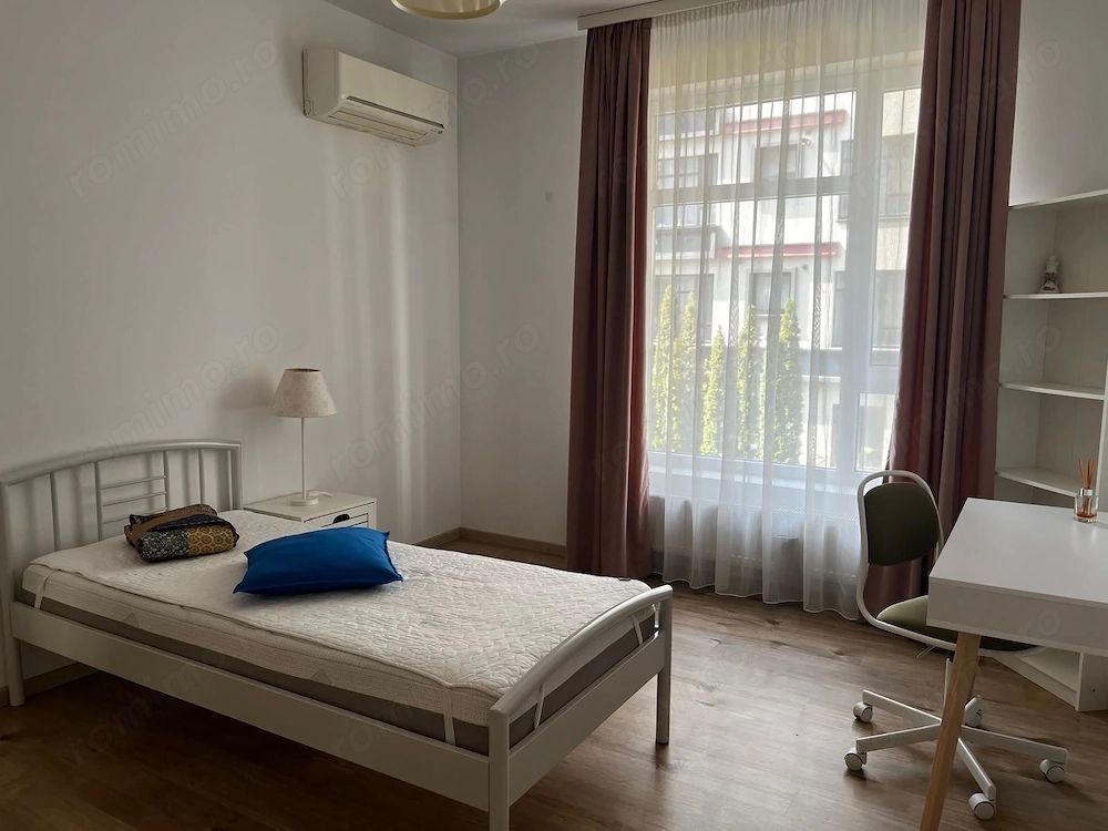 Apartament 3 camere (provenit din 4), in complex Laguna Residence - 3/4