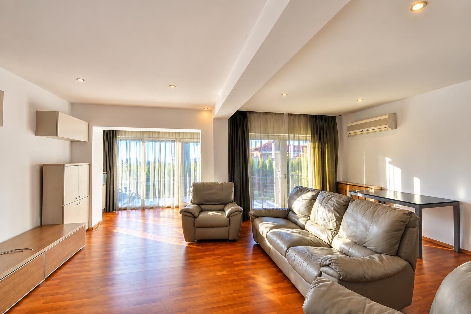 Vila Erou Iancu Nicolae Baneasa Jolie Ville - 5
