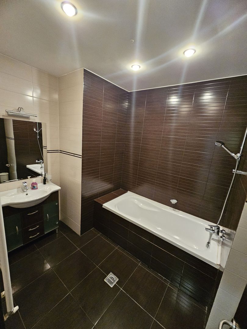 Inchiriere 3 camere, Cartier Herastrau - 12