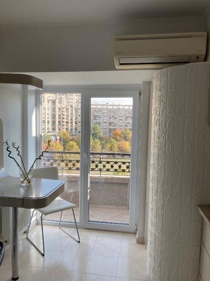 Apartament 2 camere | Bd. Unirii | Vedere față | Parcare - 8/14