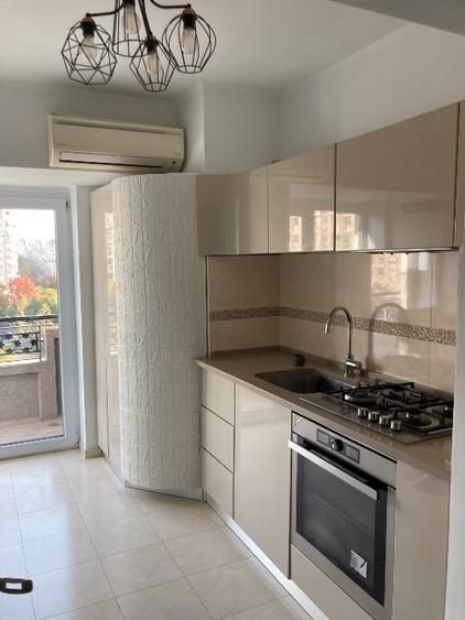 Apartament 2 camere | Bd. Unirii | Vedere față | Parcare - 10/14