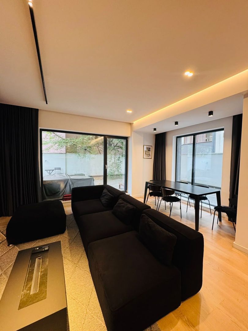 Apartament 3 camere Piata Romana/Bloc nou/Curte 131mp/Parcare - 4