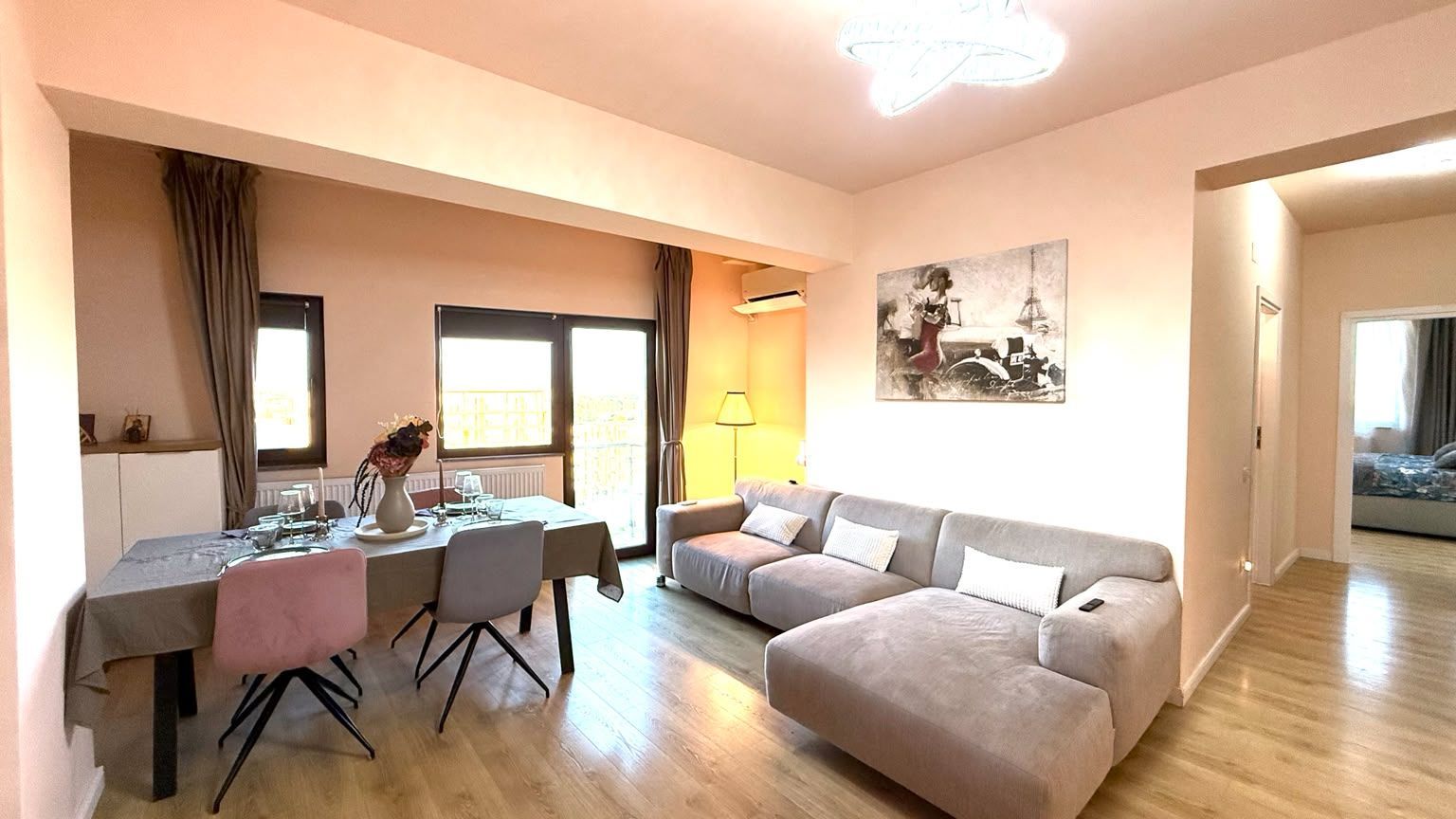 Apartament 3 camere | 90 mp | 2 băi | 2 balcoane | Sisești