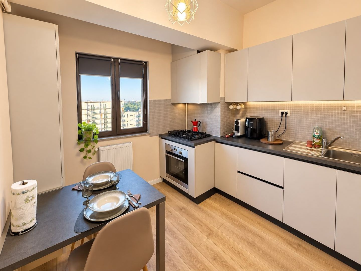 Apartament 3 camere | 90 mp | 2 băi | 2 balcoane | Sisești - 3