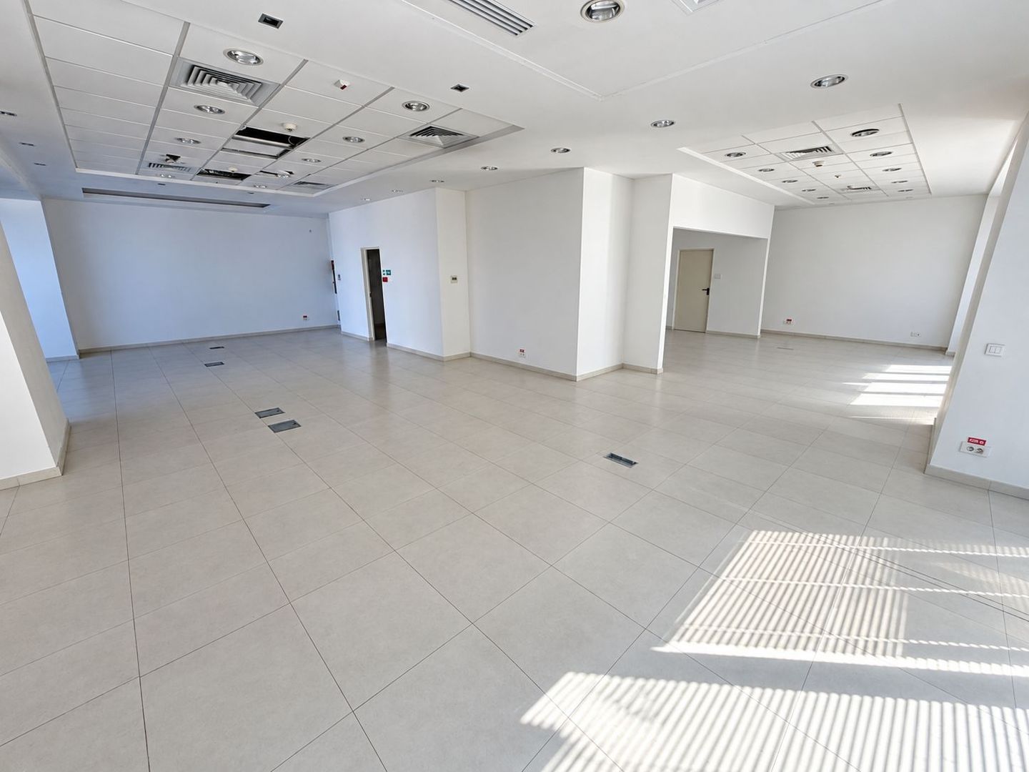 Spatiu Comercial | 181 mp | Fabrica de Glucoza