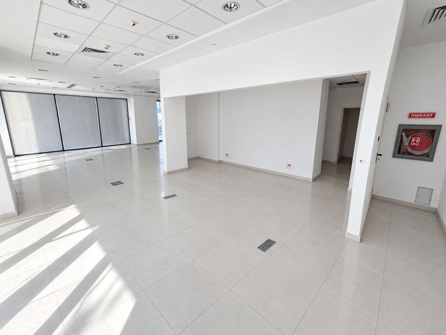 Spatiu Comercial | 181 mp | Fabrica de Glucoza - 2
