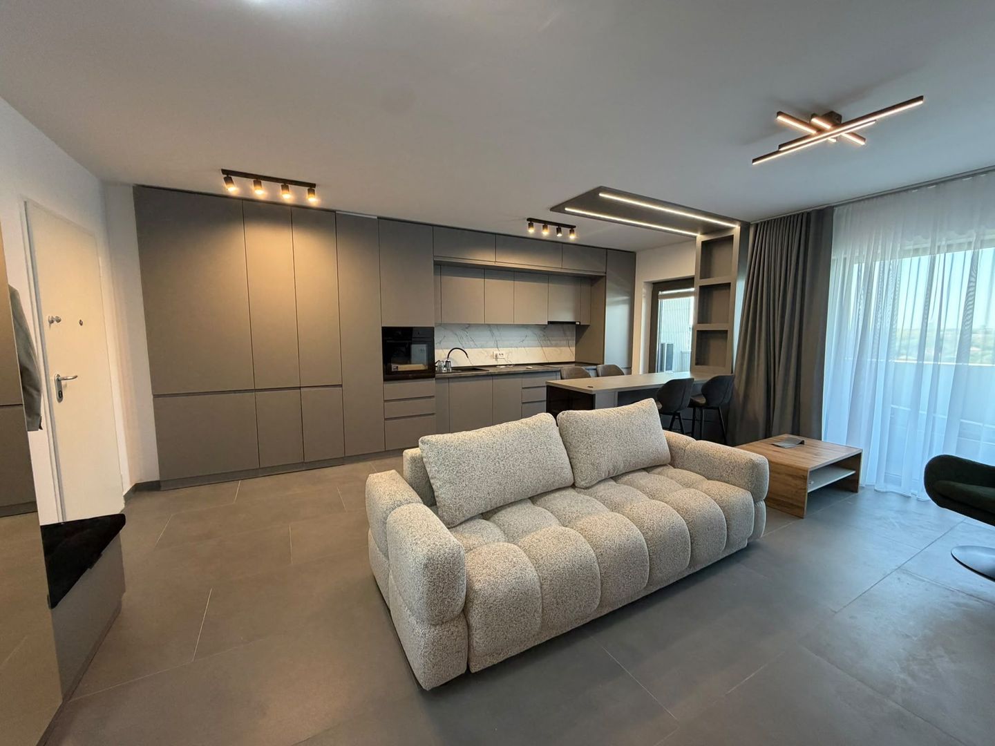 2 camere de inchiriat | zona Floreasca | prima inchiriere