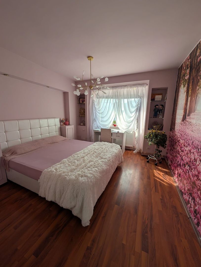 Apartament cu 4 camere | Zona Doamna Ghica
