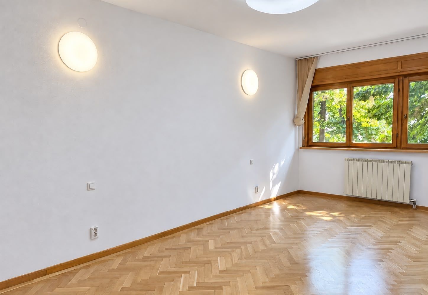 Aviatorilor | 200 mp | 5 camere | Garaj + boxă | 0% comision - 6