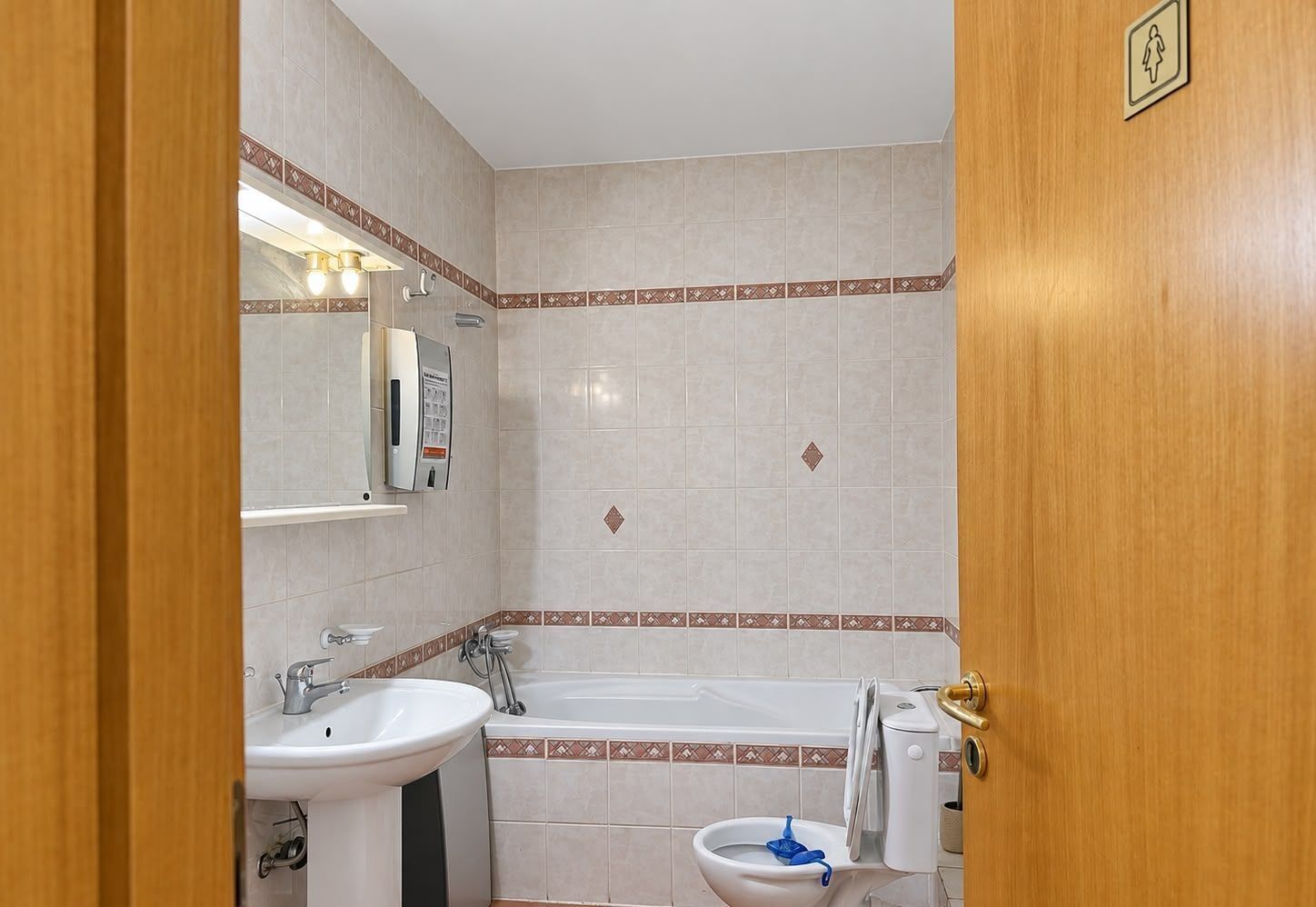 Aviatorilor | 200 mp | 5 camere | Garaj + boxă | 0% comision - 10