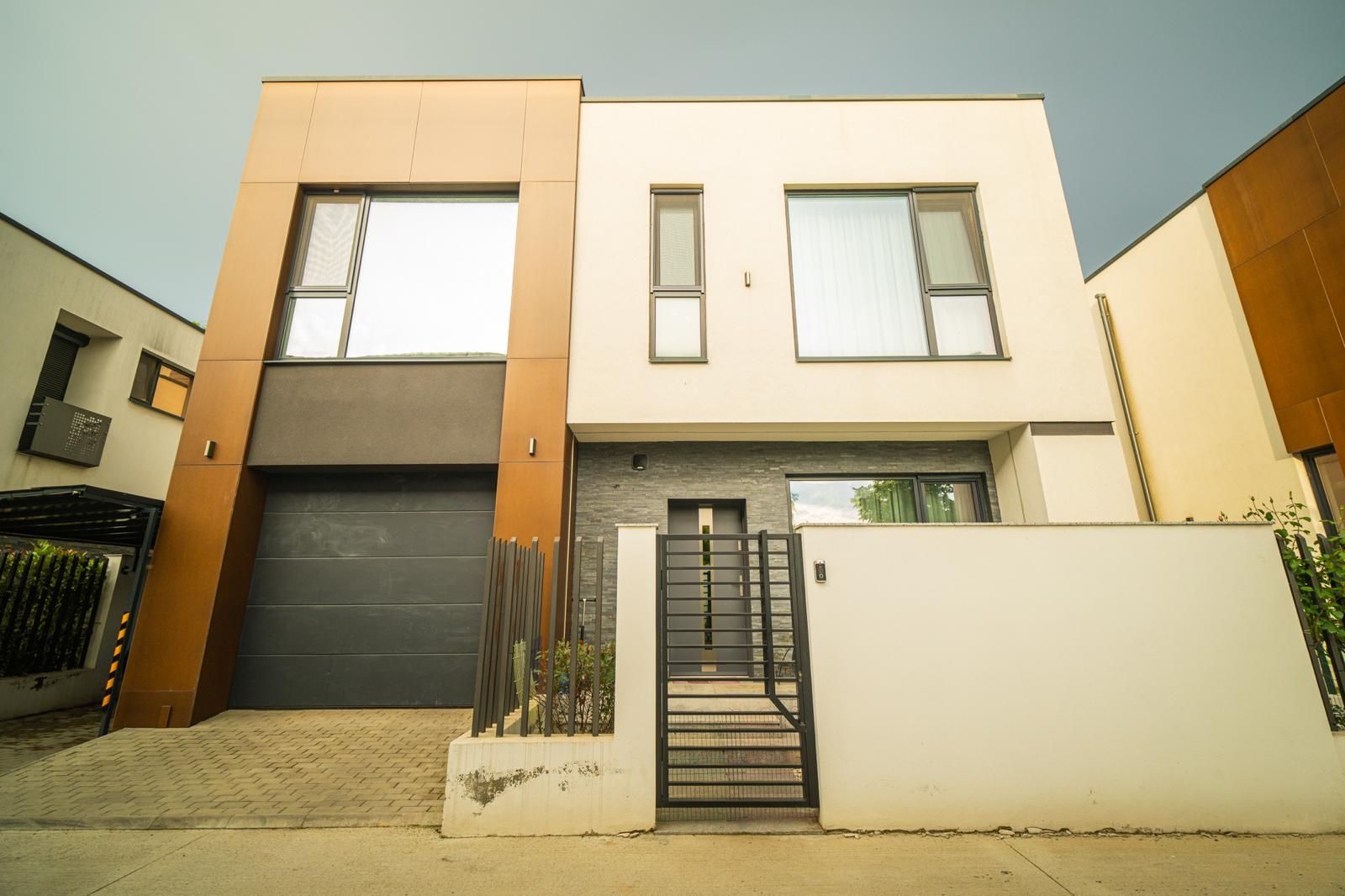 Exclusive 5-room Villa - Iancu Nicolae - Private Pool