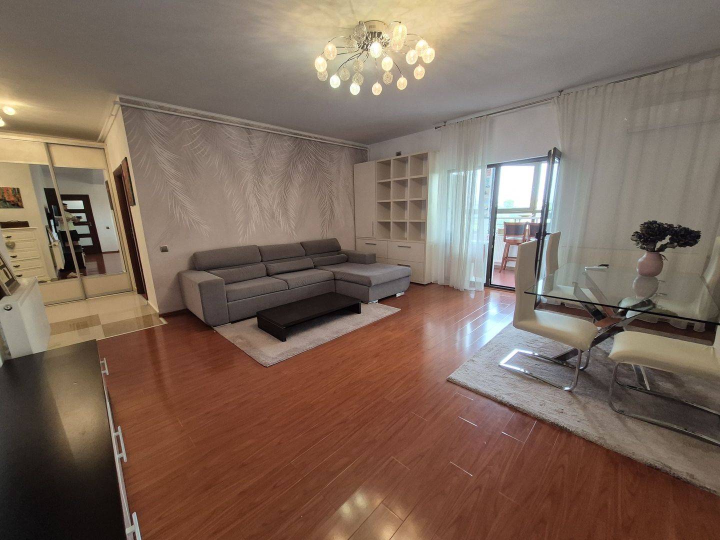 Apartament 3 camere | 80 mp |  Metrou Parc Bazilescu