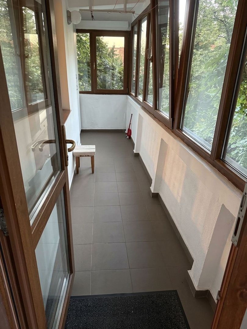 2 camere de inchiriat | zona Aviatorilor | prima inchiriere