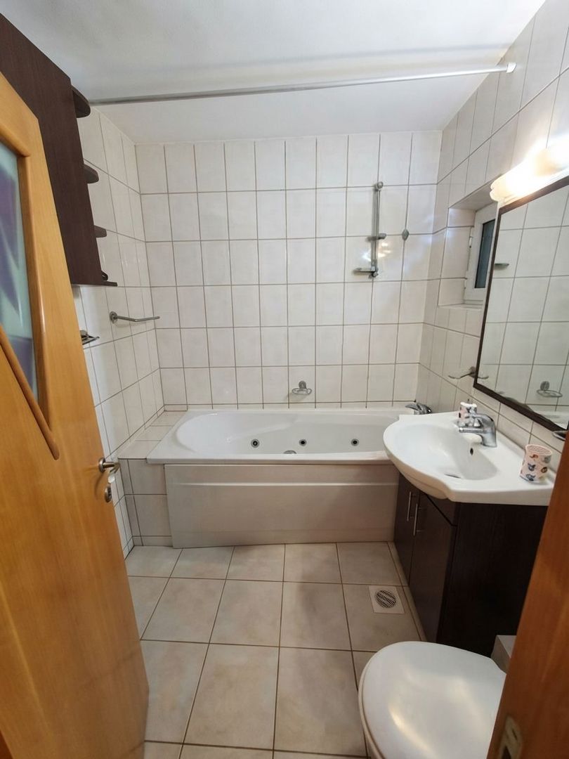 Inchiriere Parcul Circului - 3 camere, mobila noua, 2 bai, 2 balcoane - 12