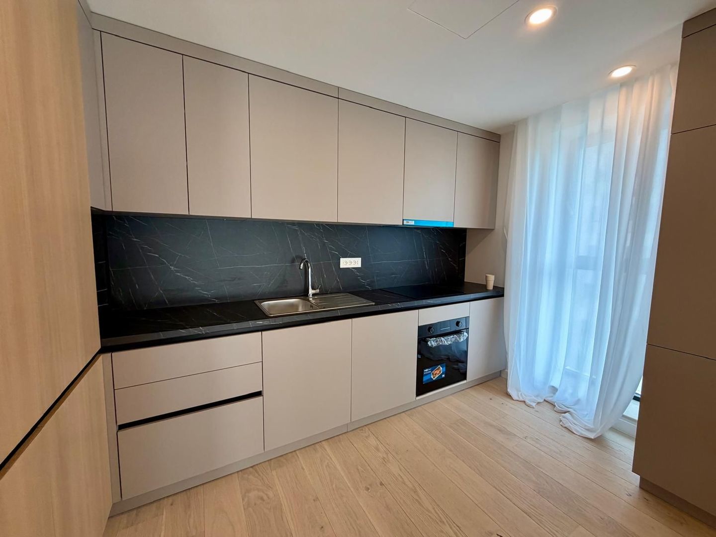 De Închiriat | 2 Camere | Nusco City Faza 2 | Parcare Inclusa - imagine 4