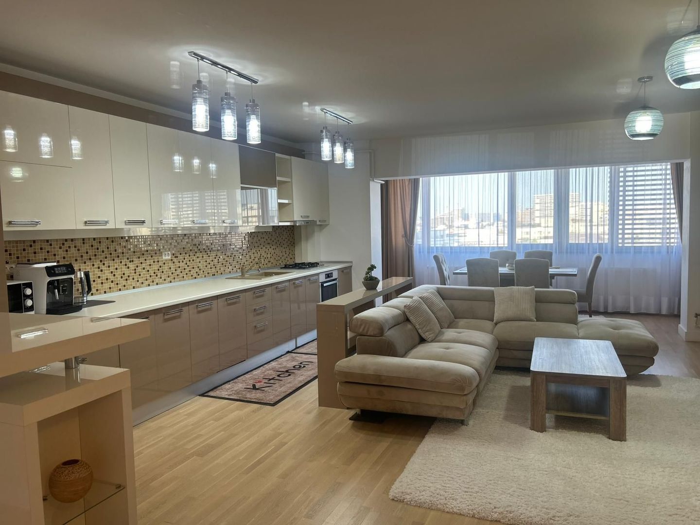 3 camere | zona Herastrau | de inchiriat| loc de parcare