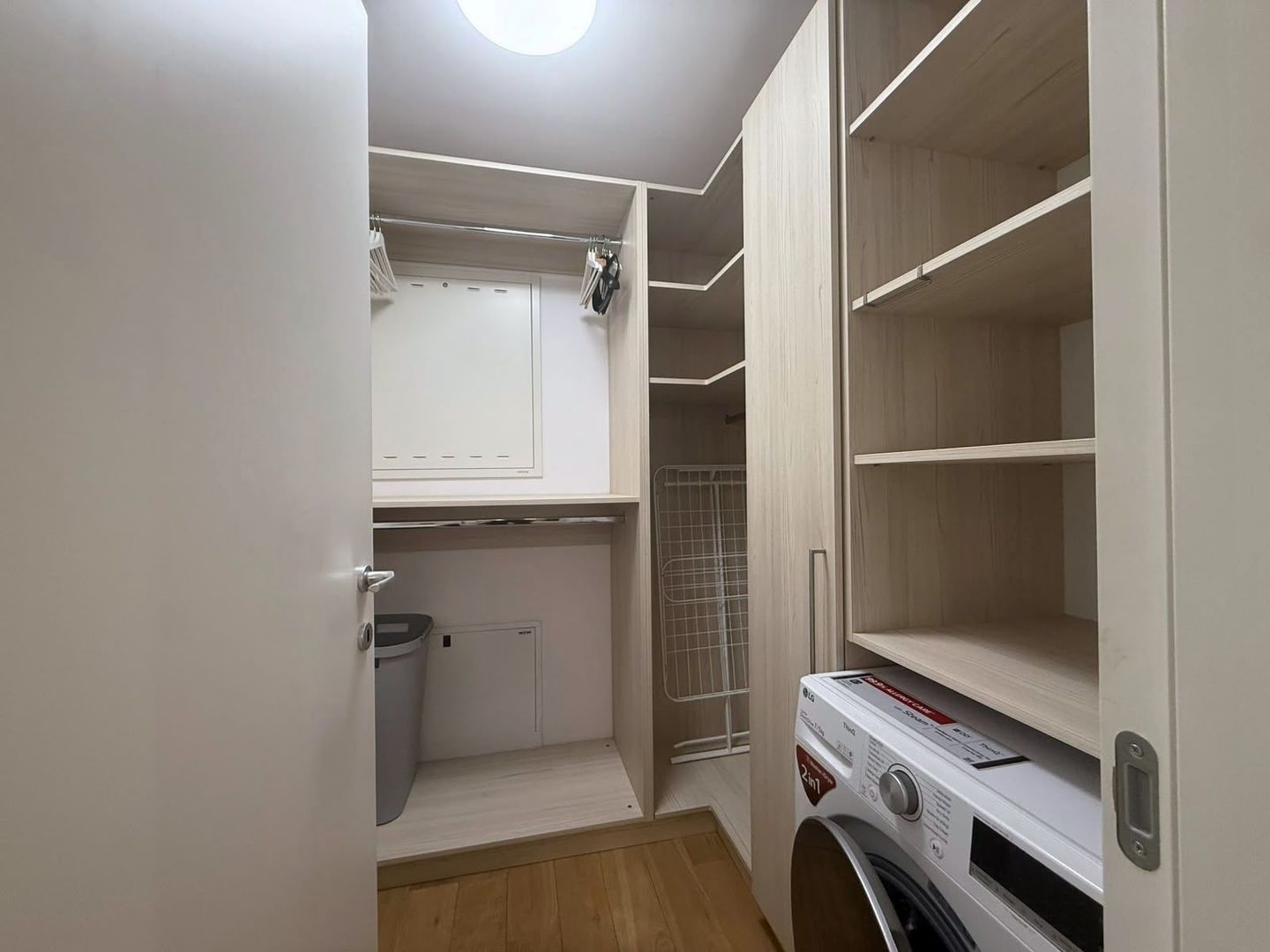2 Rooms -ONE HERASTRAU TOWERS- Parking spot included