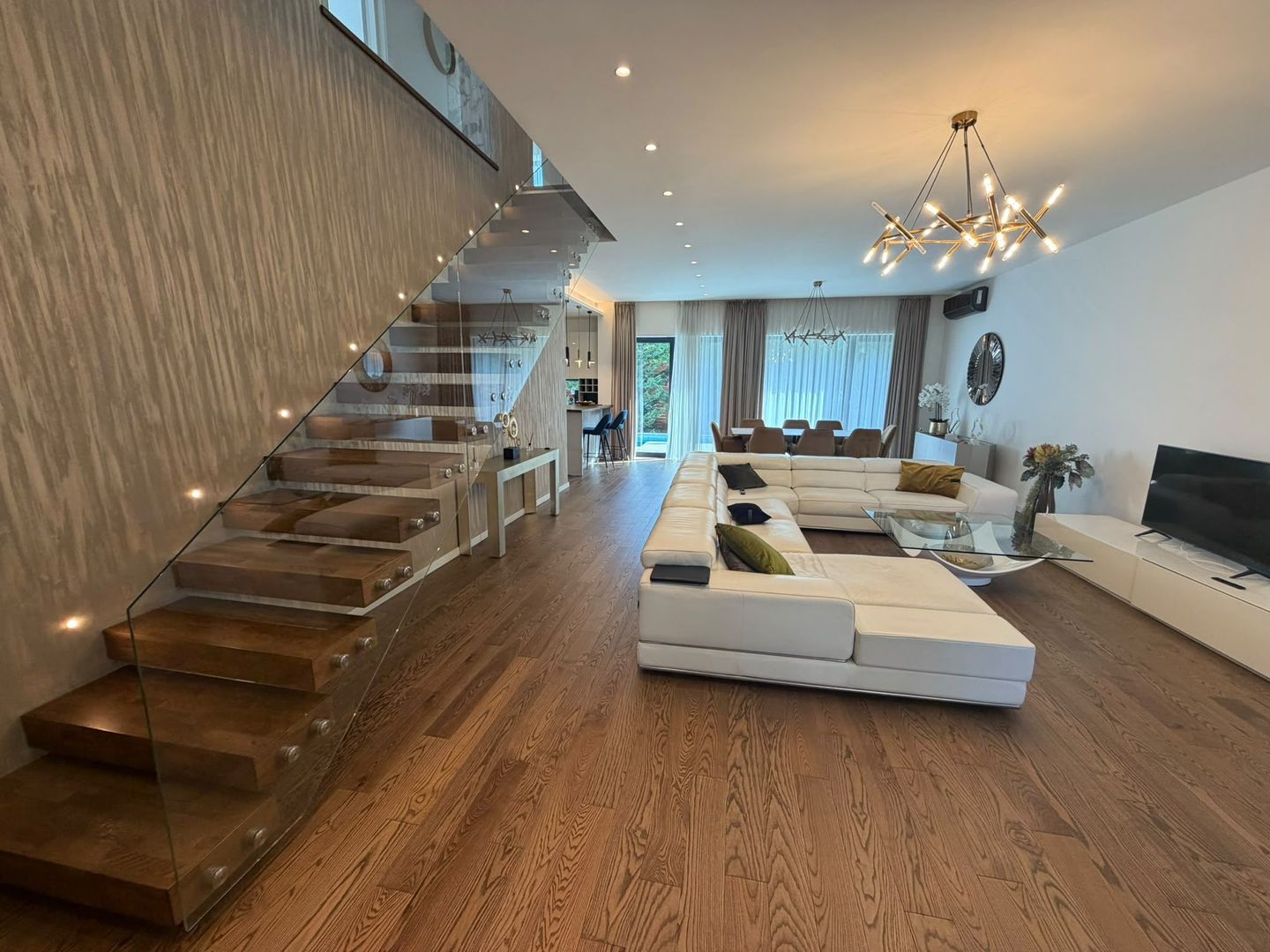 5-Room Villa - Iancu Nicolae - Private Pool