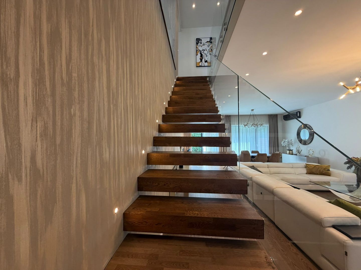 5-Room Villa - Iancu Nicolae - Private Pool - 3