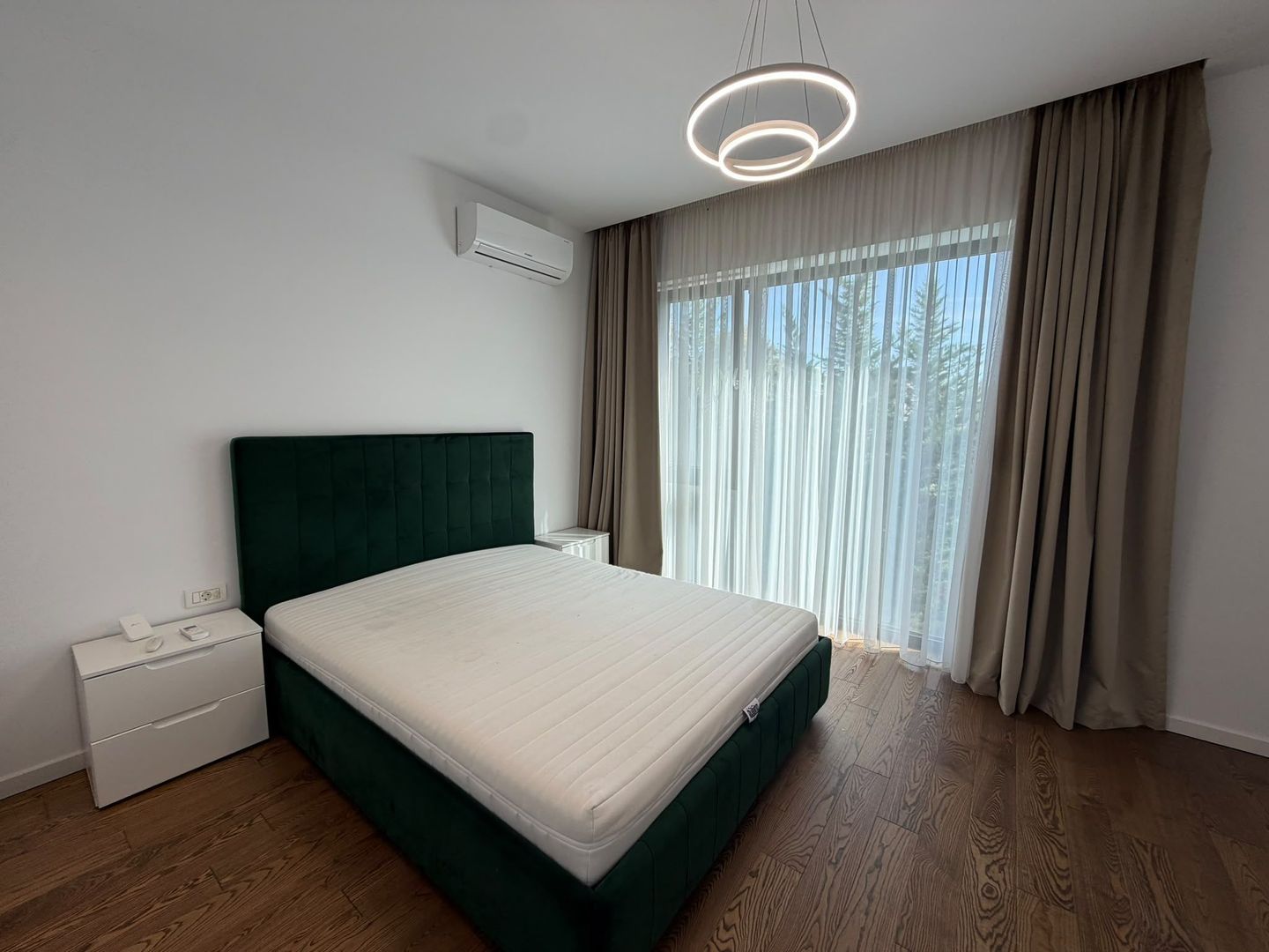 5-Room Villa - Iancu Nicolae - Private Pool - imagine 5