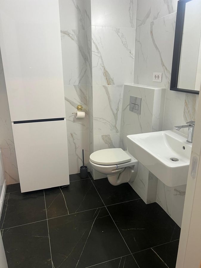 Apartament 2 camere | Sisesti | Parcare inclusa