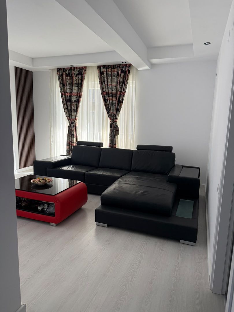 Apartament 3 camere de închiriat COSMOPOLIS - 2