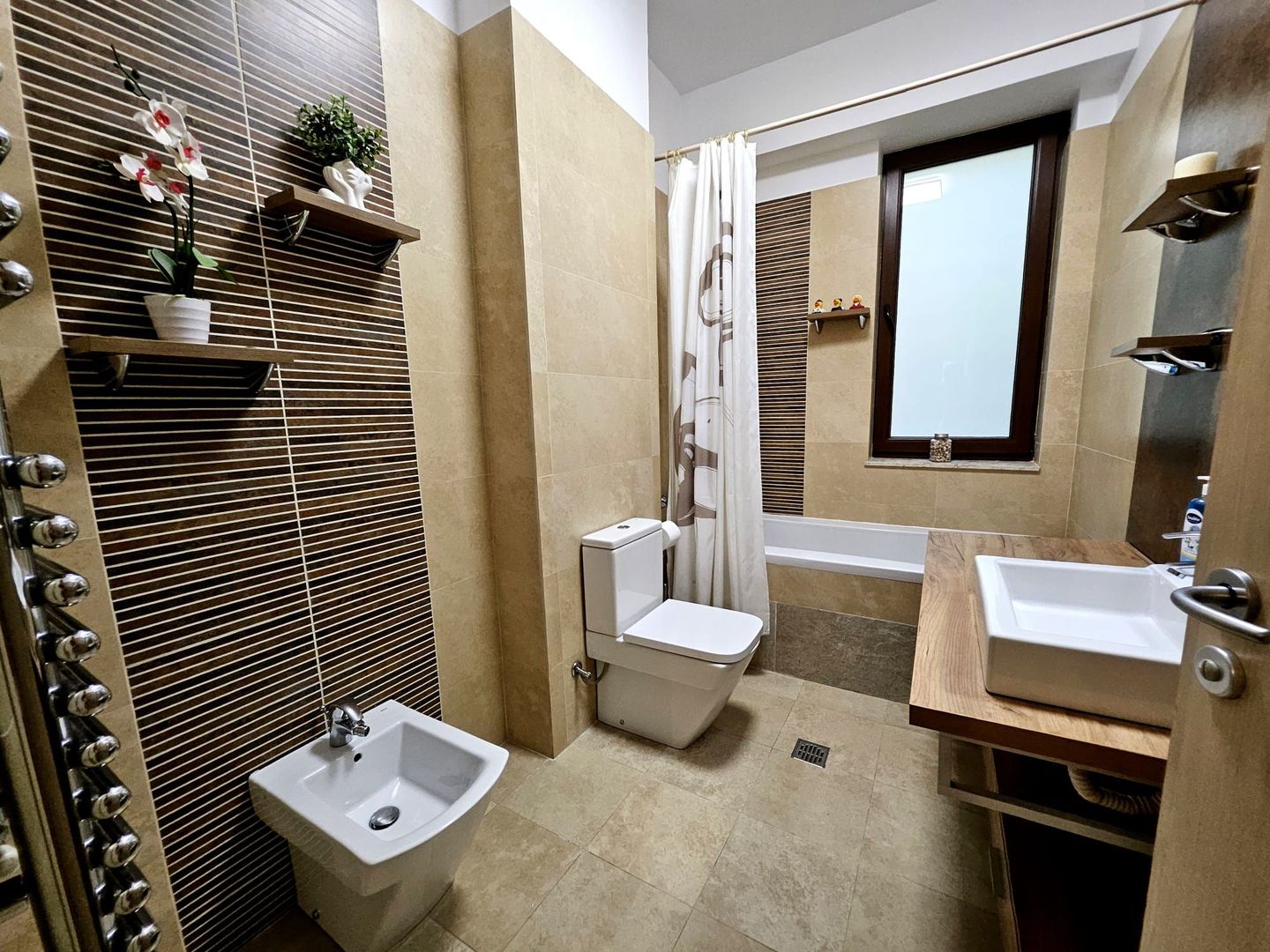 Apartament 4 camere spre inchiriere in Herastrau - 16