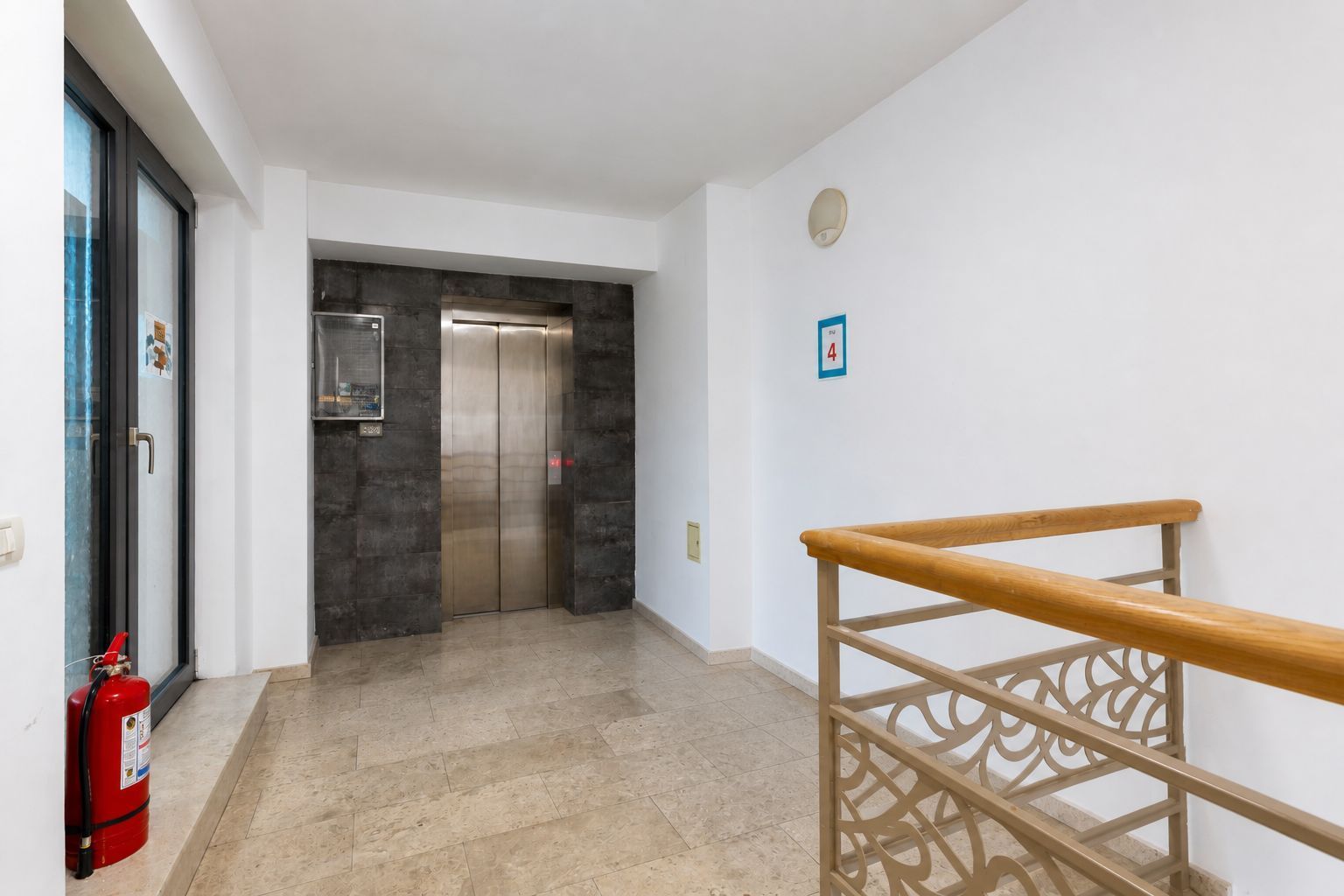Cladire de Birouri | 800 mp | Zona de Nord - 26