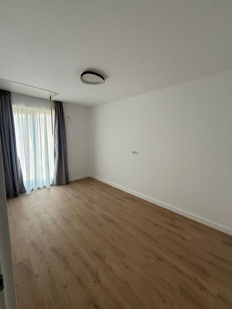 Vilă Nouă Premium | 3 Dormitoare + Birou | 204 MP | Teren 342 MP | - 9/10