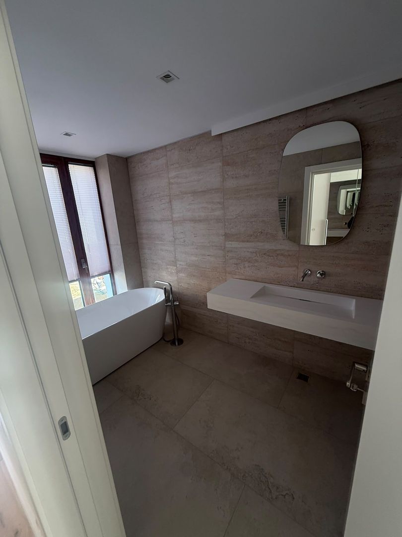 Vilă Exclusivistă cu 5 Camere în Pipera | Finisaje Premium