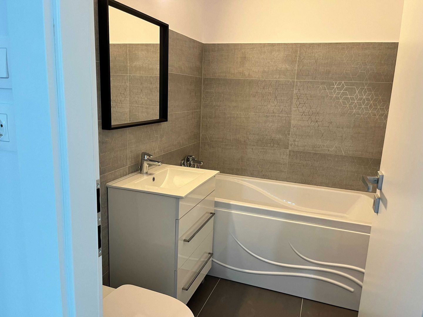 Apartament cu doua camere | Aviatiei | de inchiriat - imagine 2