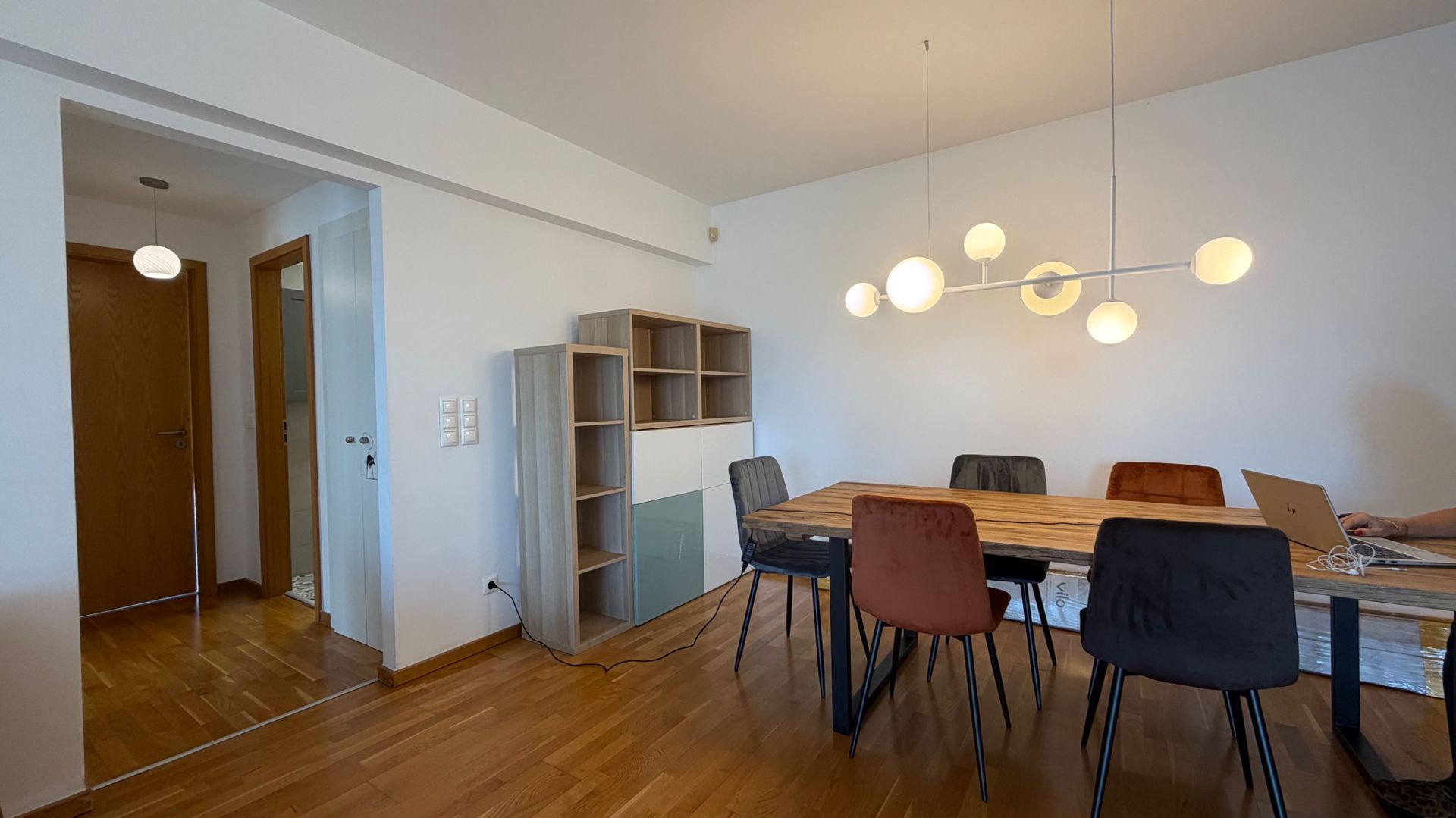 Apartament 3 camere|parcare|acces la lac|pet friendly, Vatra Nouă - imagine 2