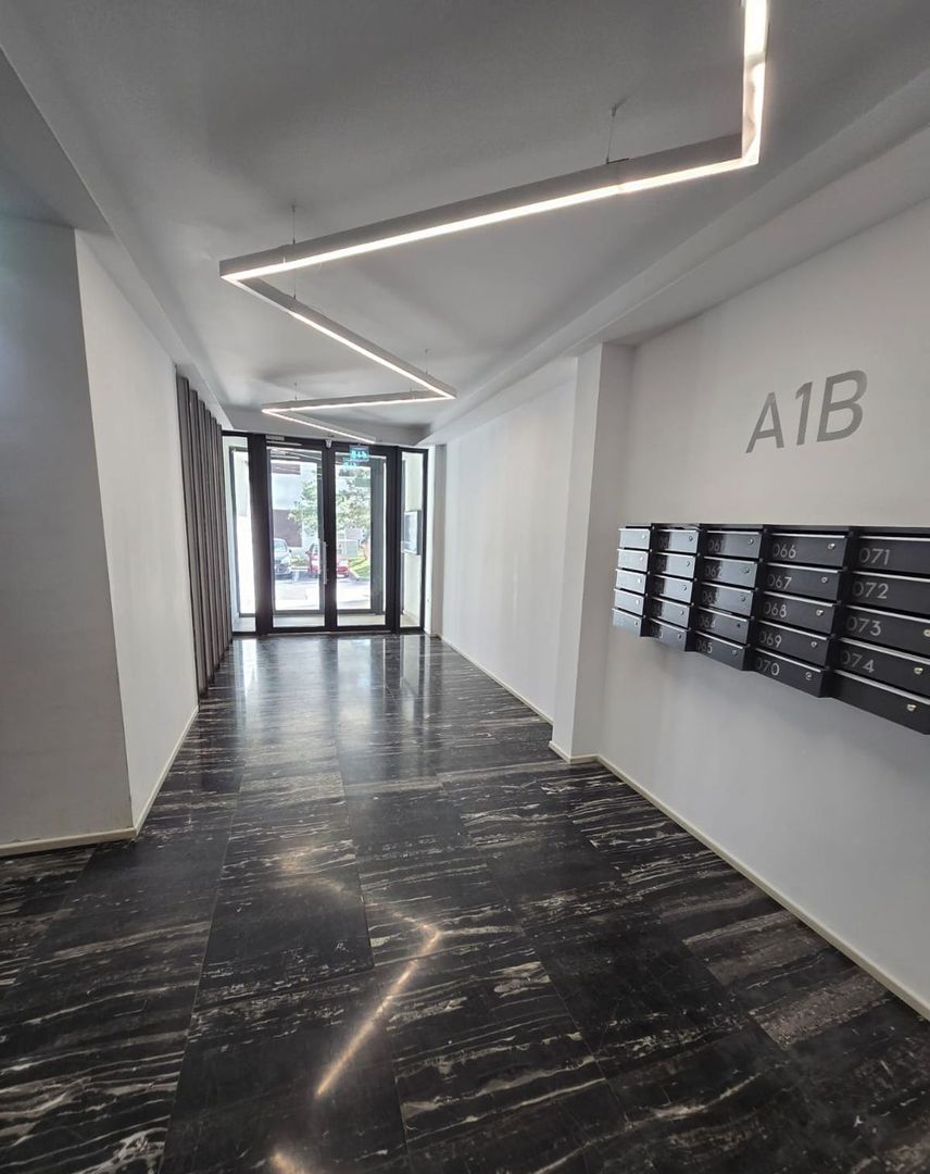 apartament 2 camere Rond OMV Pipera cu parcare subterana